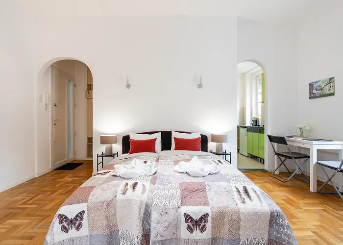 Maria Square Studio